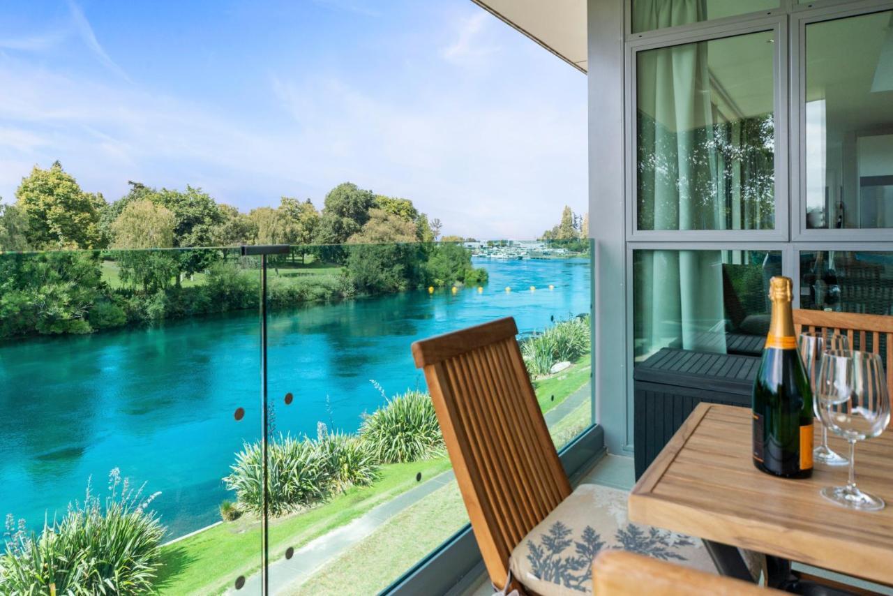 Two Views Taupo Apartment Luaran gambar
